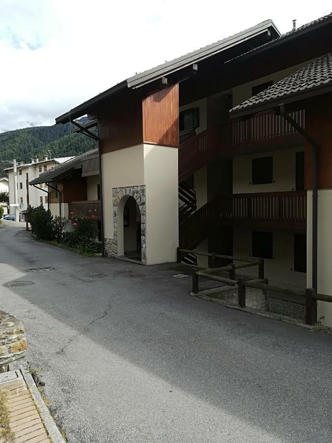 Apartmán Rele B Temù Exteriér fotografie