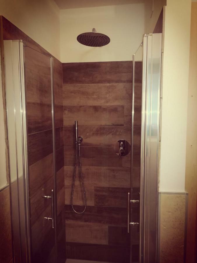 Apartmán Rele B Temù Exteriér fotografie